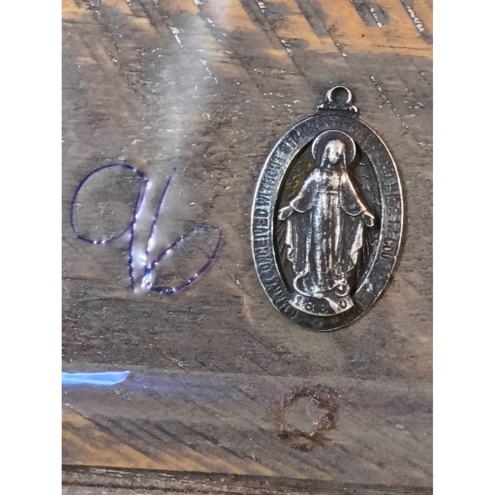 Vintage Catholic Miraculous Medal Pendant Virgin Mary 1830 Silver 925 Charm